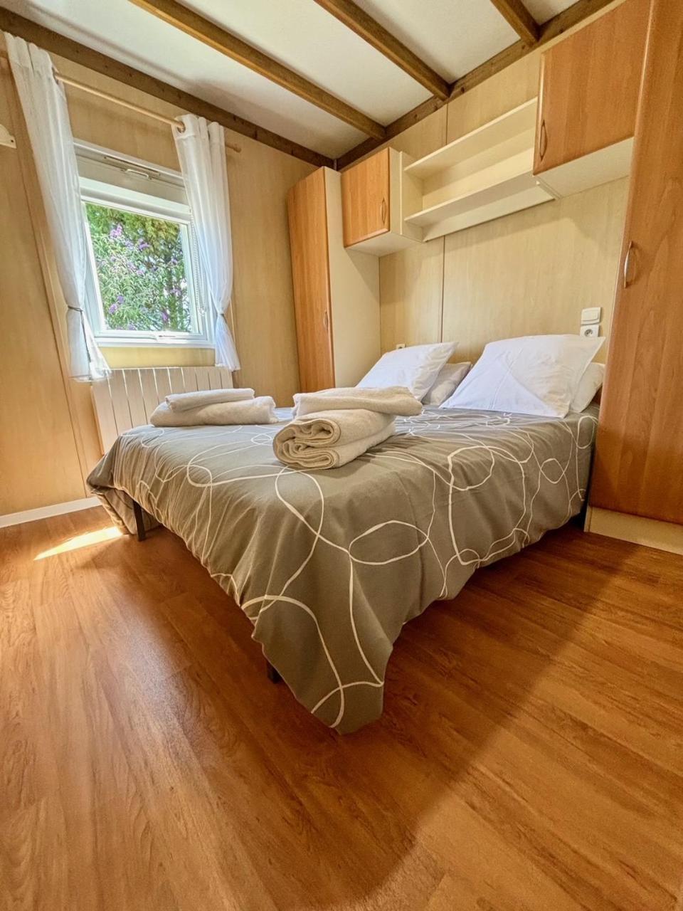 Montesquiou-Chalet-5 Personnes Εξωτερικό φωτογραφία