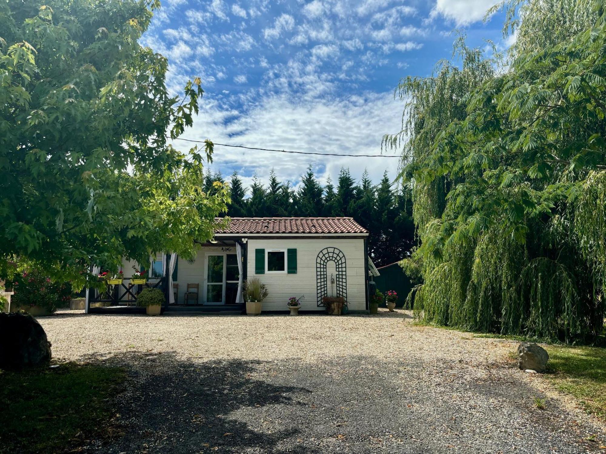Montesquiou-Chalet-5 Personnes Εξωτερικό φωτογραφία